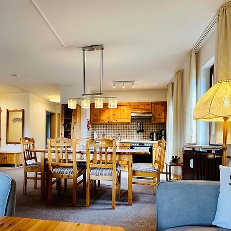 Ferienwohnung Lotti + Hochschwarzwald Card Titisee-Neustadt Esterno foto